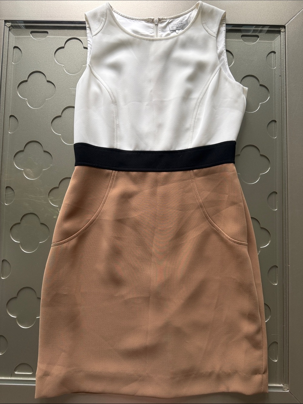 TAHARI ASL Sleeveless Colorblock Sheath Dress White / Black / Camel Size 6P - Picture 7 of 13